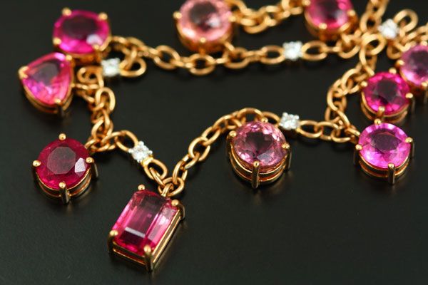 Tourmaline chain necklace: pink Tourmalines and diamonds set in 18 karat rose gold
